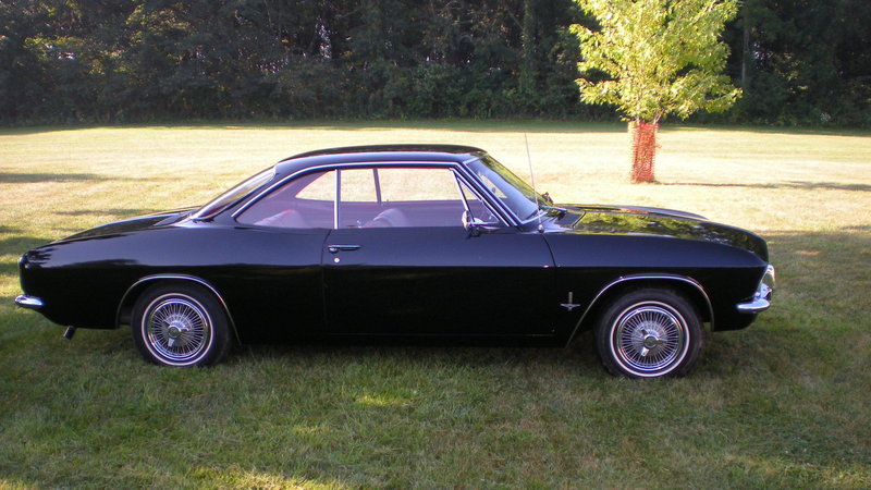 Illustration for article titled Ten Of The Best 2-Door Coupes You Can Buy On eBay For Less Than $10,000